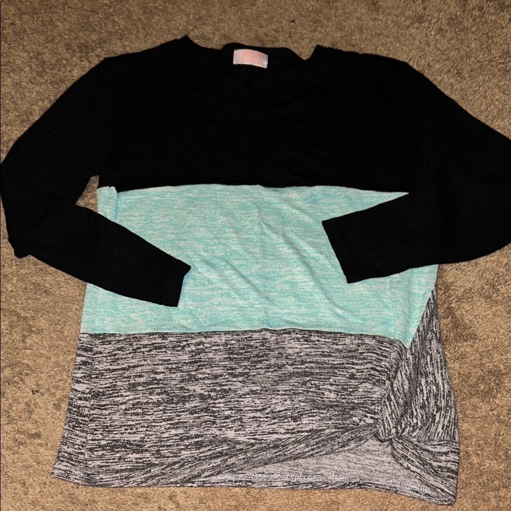 Chic Colorblock Long Sleeve Top